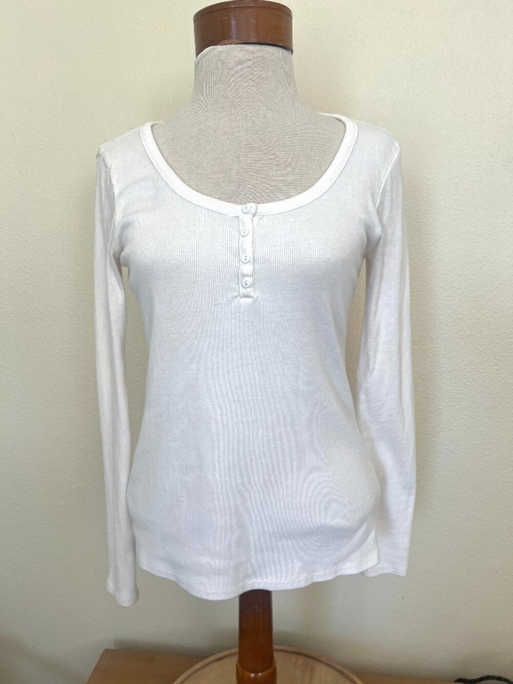Michael Stars - Ribbed White Long Sleeve Scoop Neck Henley - Size Small